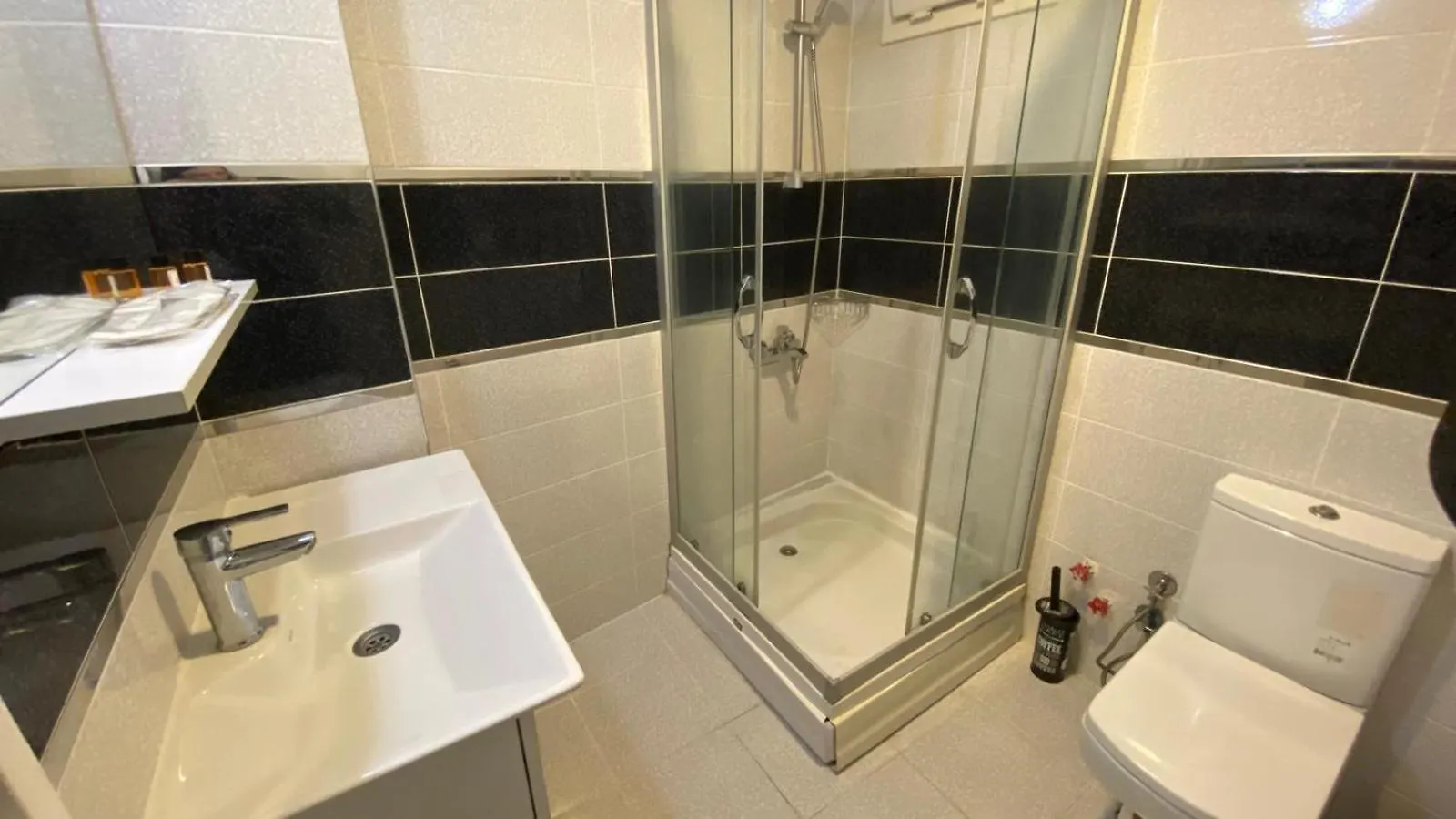 Hotel Inncity Σμύρνη