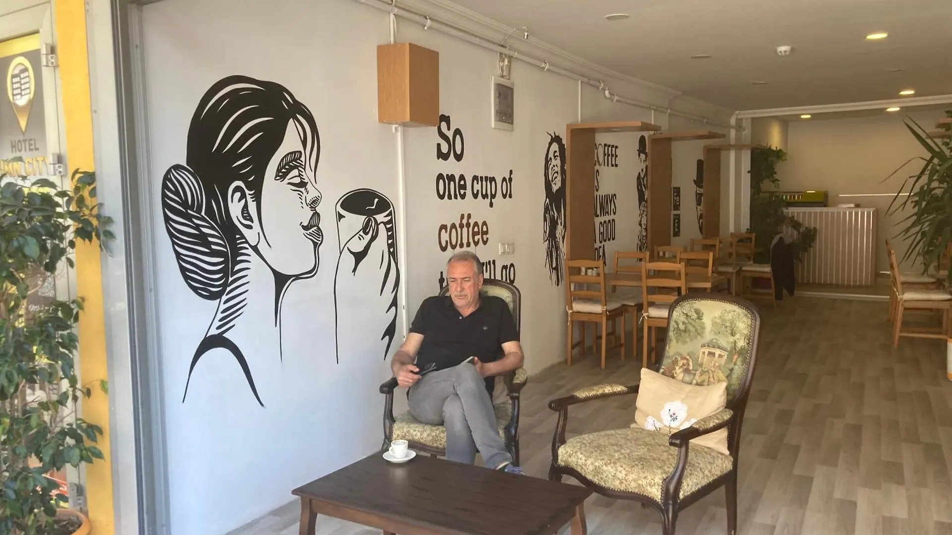 Ξενοδοχείο με διαμερίσματα Hotel Inncity Σμύρνη